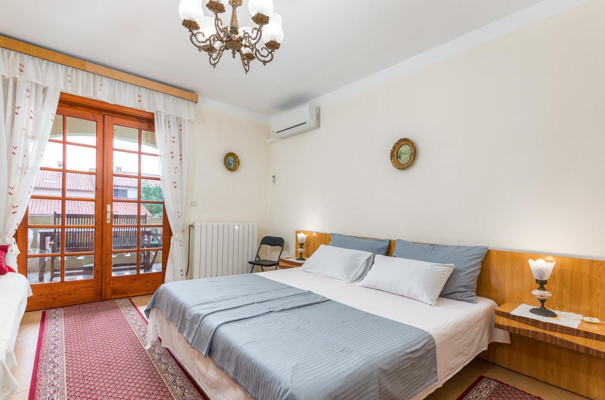 Villa Nada In Fazana - Near The Beach Exterior photo