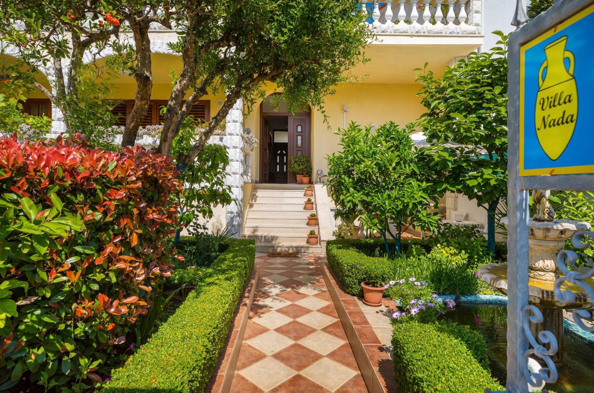Villa Nada In Fazana - Near The Beach Exterior photo